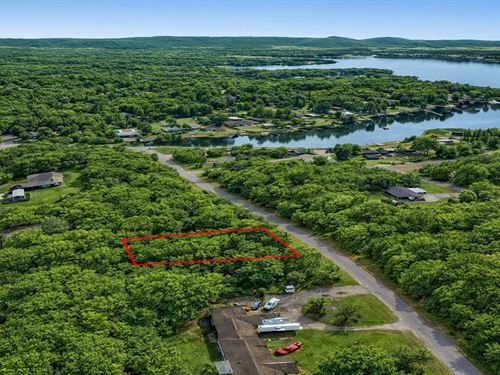 .28 Acre Close to Lake Tansi : Crossville : Cumberland County : Tennessee