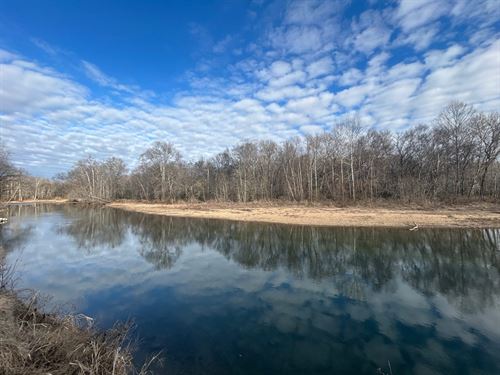 Buffalo River Lot : Linden : Perry County : Tennessee