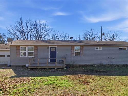 Updated Home on 10 Wooded Acres : Gainesville : Ozark County : Missouri