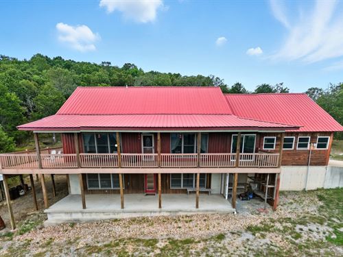 Luxury Home on 23 Acres with Views : Gainesville : Ozark County : Missouri