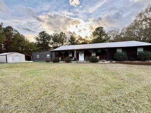 Rustic Retreat on 10 Acres in Jayes : Jayess : Walthall County : Mississippi