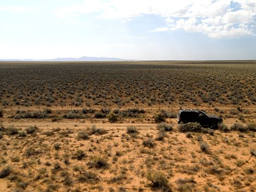 Wide Open Land Near Belen, NM : Belen : Valencia County : New Mexico