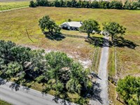 Traditional Ranch Home on 5 Acres : Wimauma : Hillsborough County : Florida