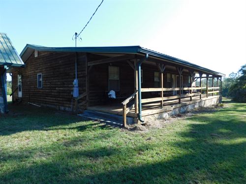 Camp or Home with Stocked Ponds : Georgiana : Butler County : Alabama