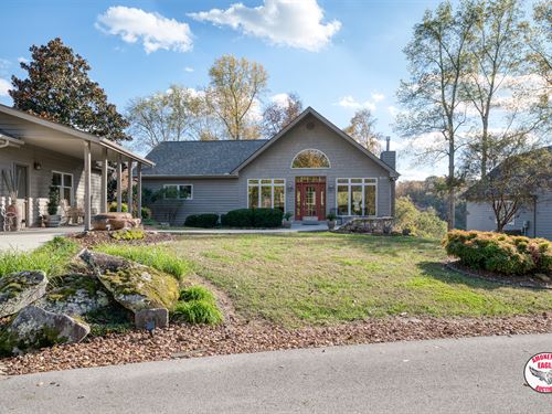 Lakeview Home & Lot : Byrdstown : Pickett County : Tennessee