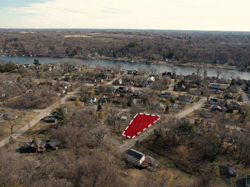 Established Suburban Community : Algonquin : McHenry County : Illinois