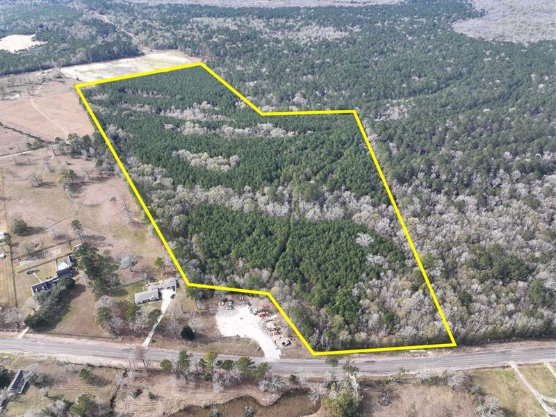 56 Acres, Highway 1131, 01542 : Vidor : Orange County : Texas