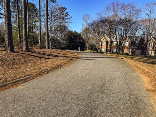 1 Acre on Farmington Court : Moore : Spartanburg County : South Carolina