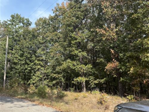 Spacious Residential Parcel : Cherokee Village : Sharp County : Arkansas