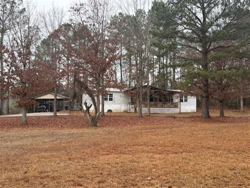 Mobile Home in Crenshaw County, AL : Dozier : Crenshaw County : Alabama