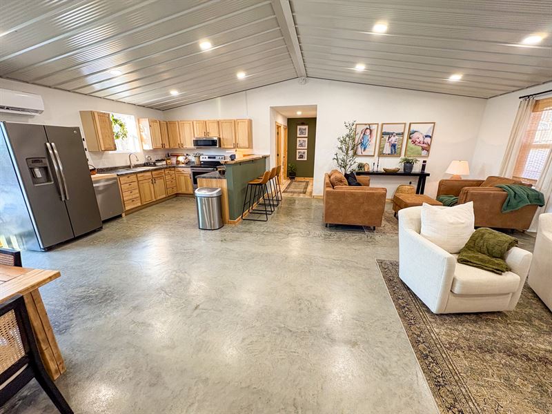 Railway Ridge : Willow Springs : Howell County : Missouri