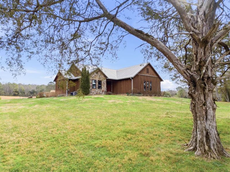 A Home on 5 Acres in Bradley County : Cleveland : Bradley County : Tennessee