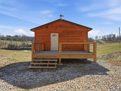 2023 Tiny Home on 2.25 Acres : New Tazewell : Claiborne County : Tennessee