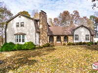 Custom Home & 1.98+/- Acres : Red Boiling Springs : Macon County : Tennessee