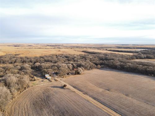 Elk Creek Farm & Hunt : Nelson : Nuckolls County : Nebraska
