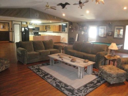 Membership/interest Into Duck Club : Saint Charles : Monroe County : Arkansas