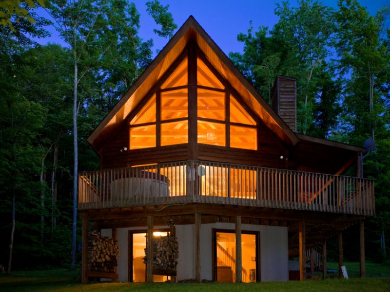 Riverfront Log Home Only $59,900 : Burnsville : Yancey County : North Carolina