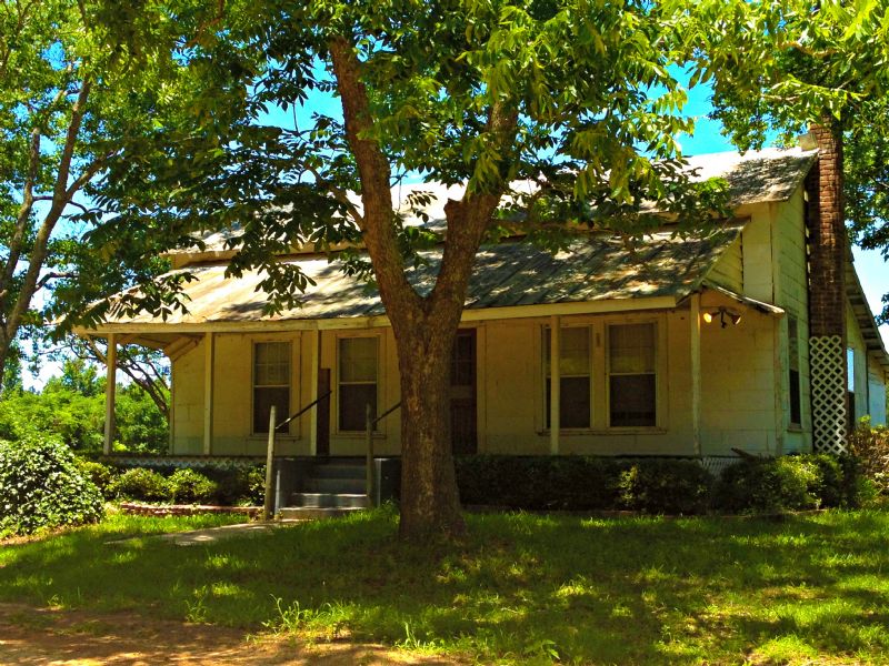 16+/- Acres & Home : Cobbtown : Tattnall County : Georgia