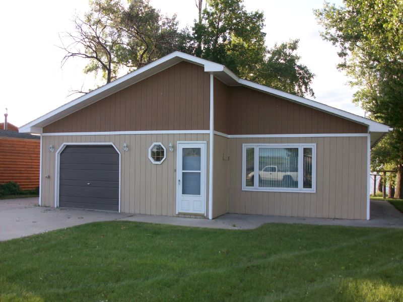 Blue Dog Lake Cabin : Waubay : Day County : South Dakota
