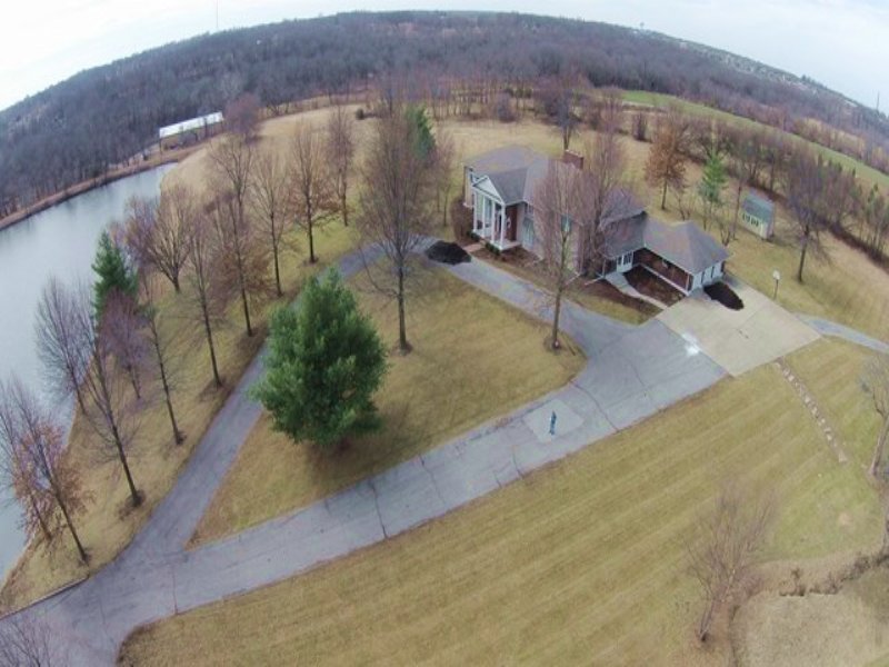 Absolute 10 Acre Auction : Grain Valley : Jackson County : Missouri
