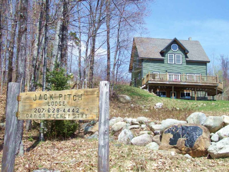 Jackman Pitch Bear Hunting Lodge : Highland Plantation : Somerset County : Maine